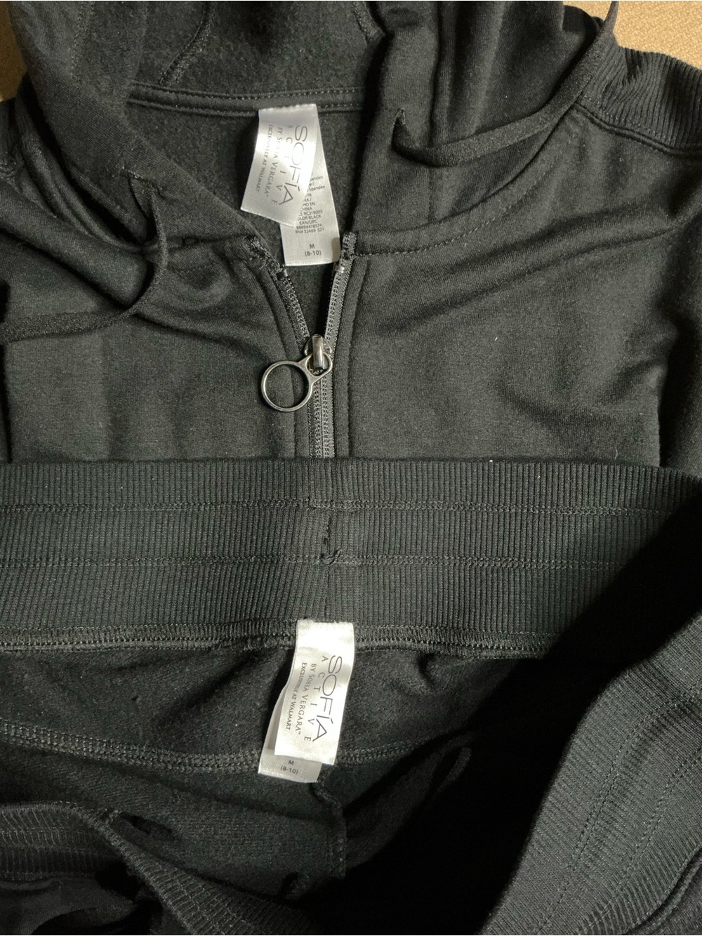 Two piece shorts and hoodie jacket set - Picture 8 of 8